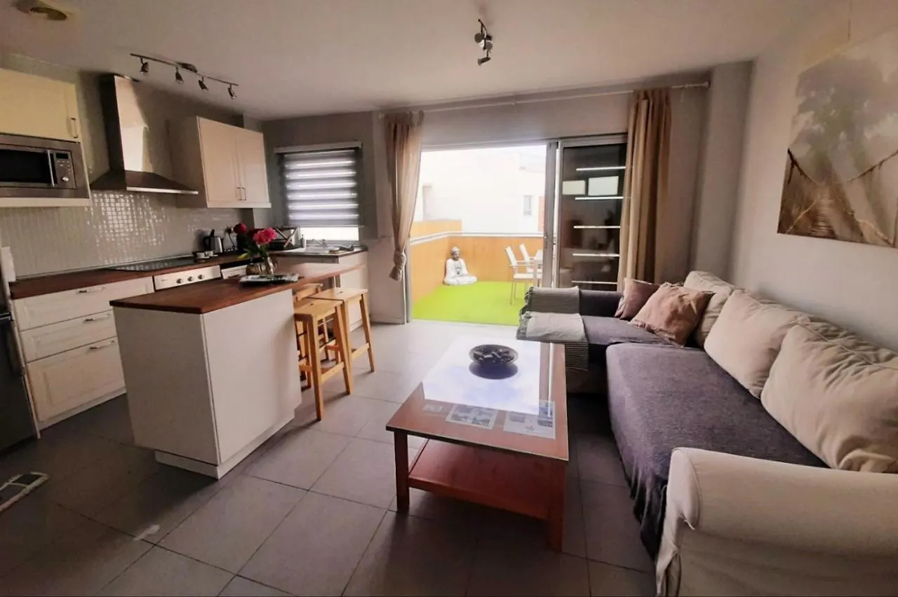 Sea View Apartment In El Medano With Pool & Private Parking Space