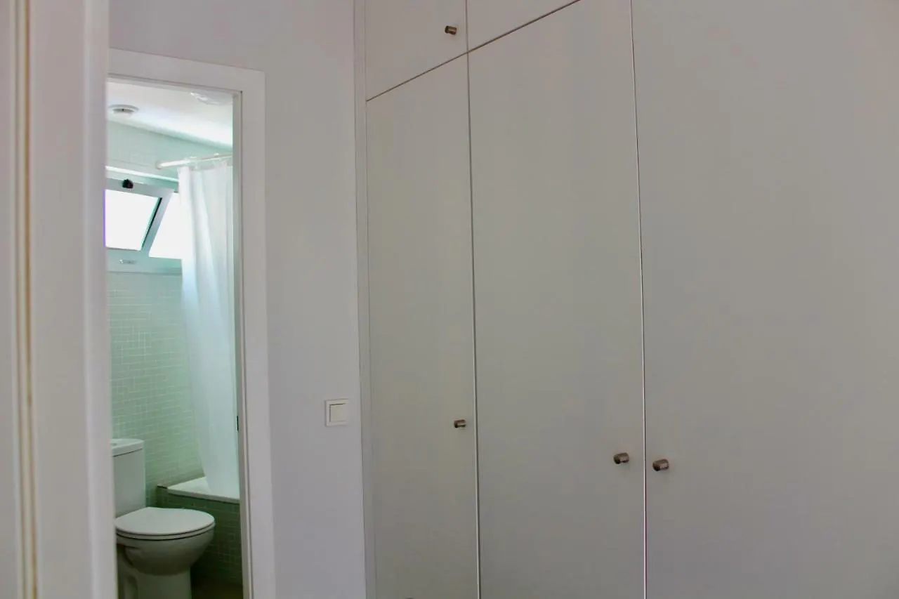Sea View Apartment In El Medano With Pool & Private Parking Space